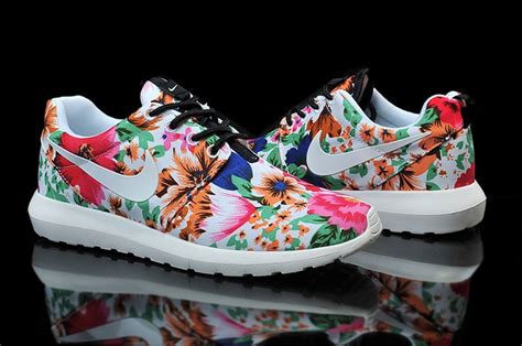 nike schuhe mit blumen|sneakers damen mit blumenmuster.